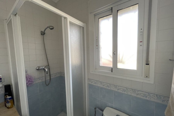 Resale - Villa - Algorfa