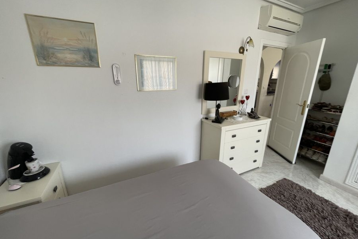 Resale - Villa - Algorfa