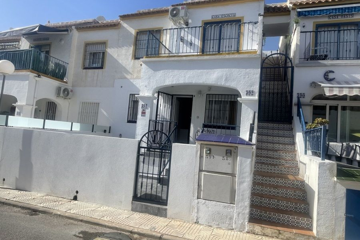 Resale - Apartment  - Orihuela Costa - Los Almendros-La Florida