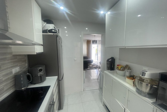 Resale - Apartment  - Orihuela Costa - Los Almendros-La Florida