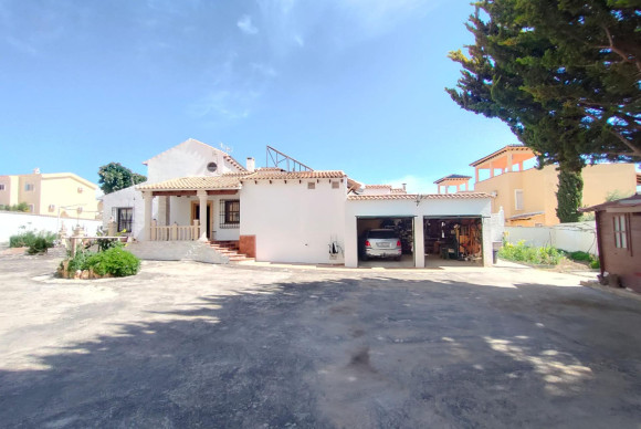 Resale - House - Orihuela Costa - Villamartín-Las Filipinas