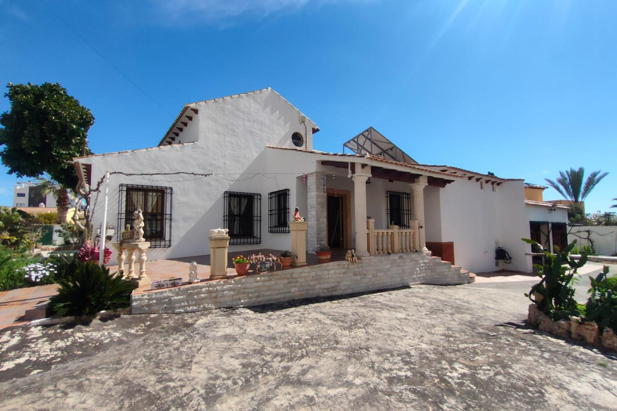 Resale - House - Orihuela Costa - Villamartín-Las Filipinas
