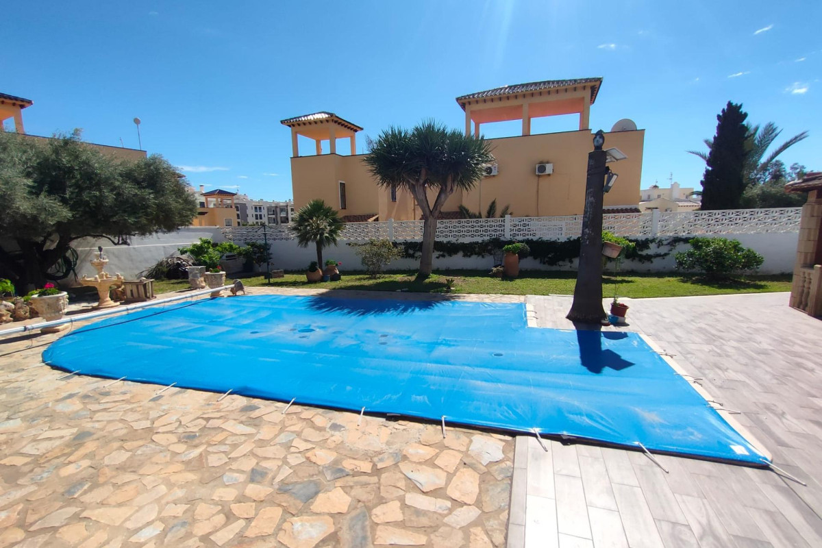 Resale - House - Orihuela Costa - Villamartín-Las Filipinas