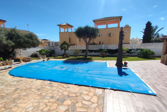 Resale - House - Orihuela Costa - Villamartín-Las Filipinas