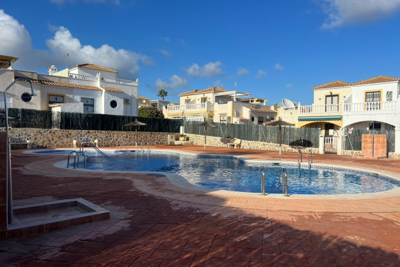 Reventa - Quad house - Orihuela Costa - Punta Prima