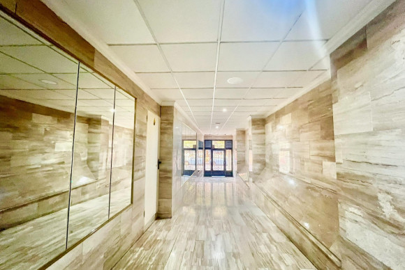 Herverkoop - Appartement  - Torrevieja - Playa del Cura