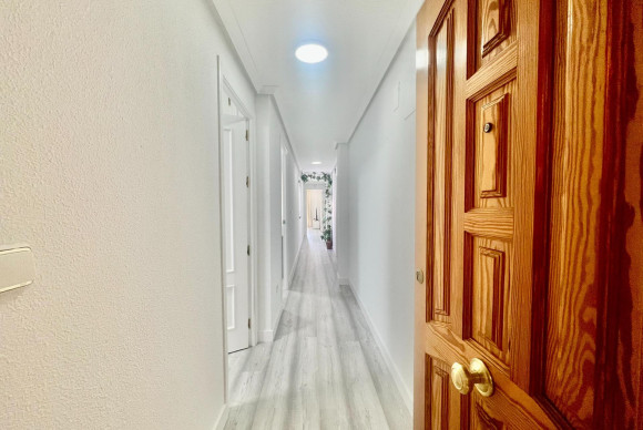 Herverkoop - Appartement  - Torrevieja - Playa del Cura