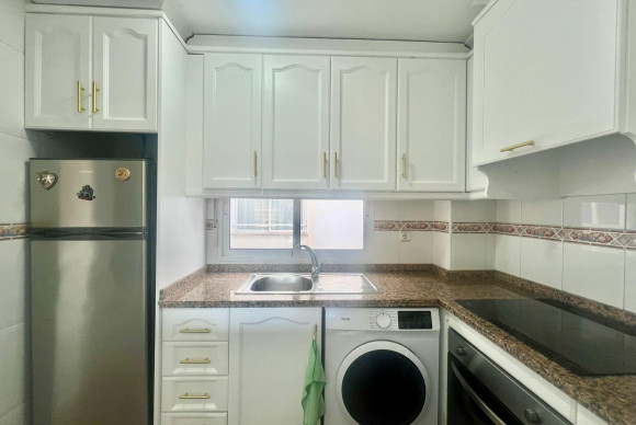 Herverkoop - Appartement  - Torrevieja - Playa del Cura