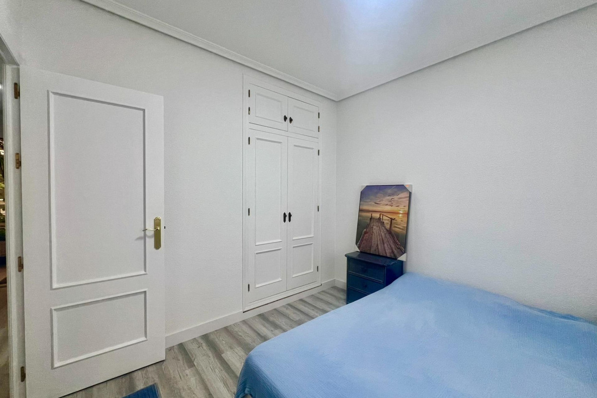 Herverkoop - Appartement  - Torrevieja - Playa del Cura