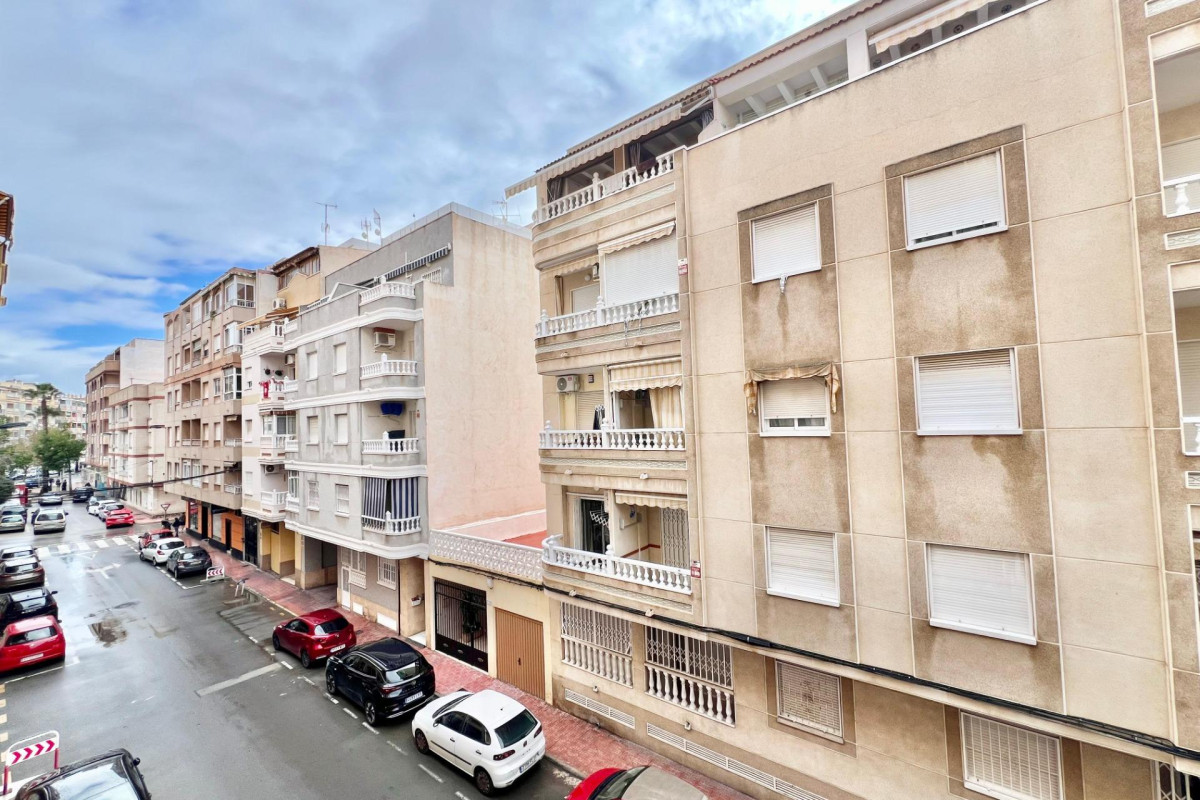 Reventa - Apartamento / piso - Torrevieja - Playa del Cura