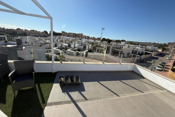 Herverkoop - Villa - Orihuela Costa - PAU 26