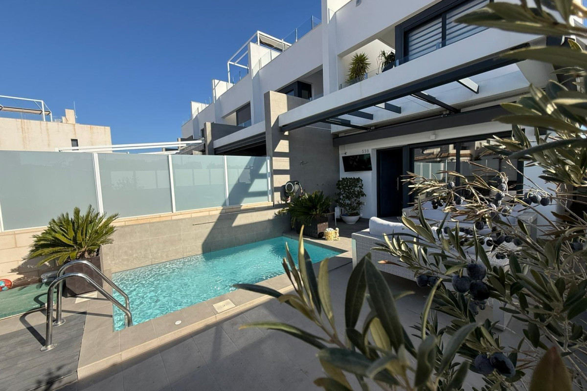 Herverkoop - Villa - Orihuela Costa - PAU 26