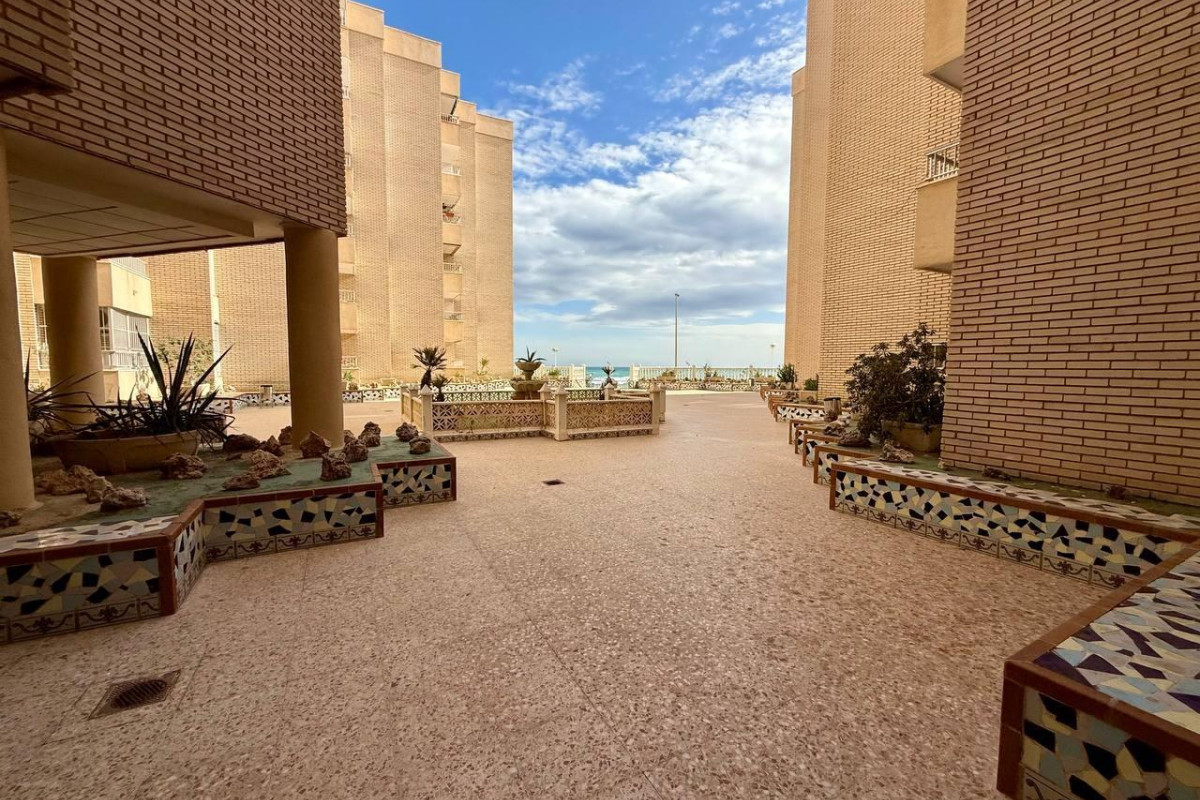 Herverkoop - Appartement  - Torrevieja - Playa de los Locos