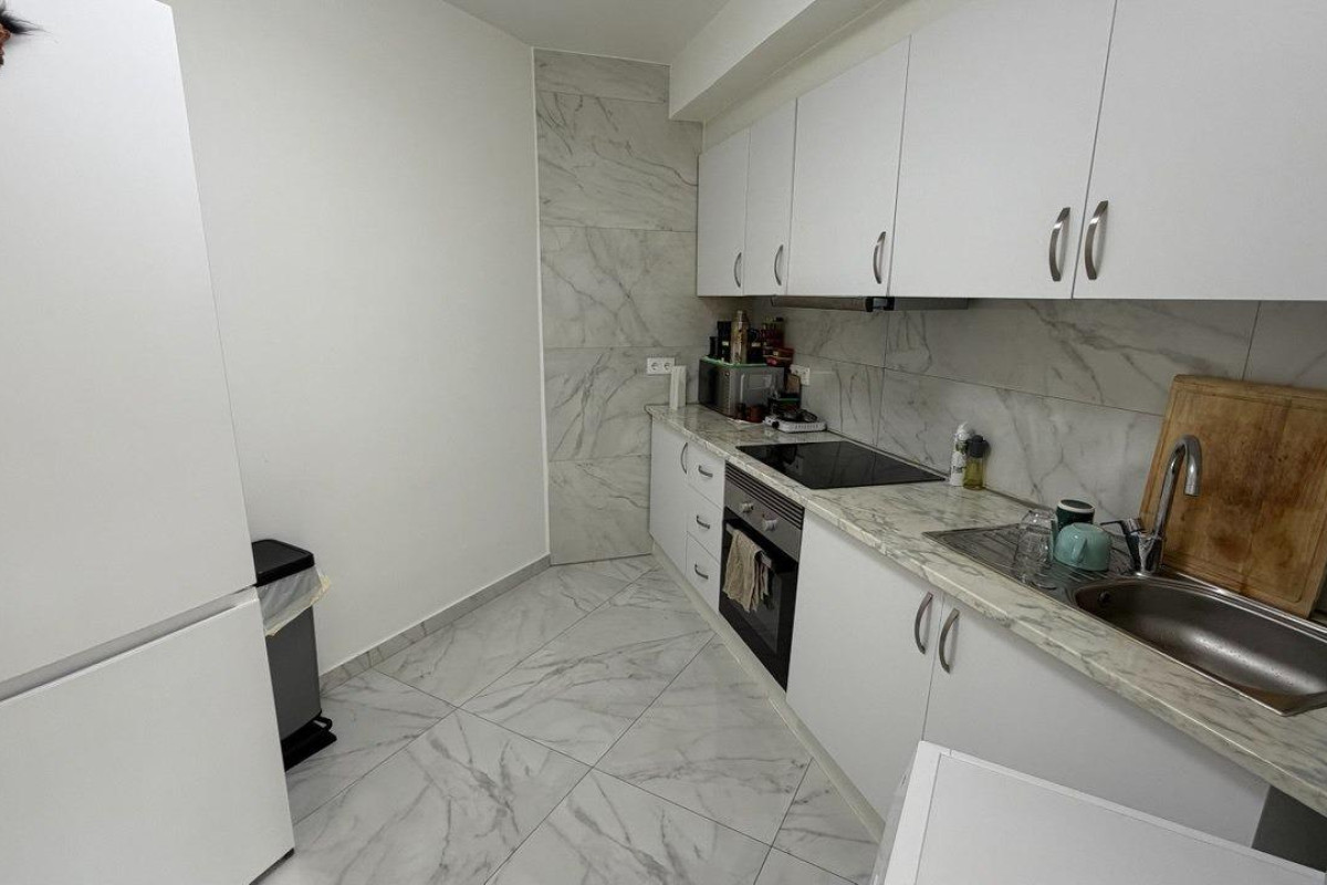 Resale - Apartment  - Torrevieja - Curva del Palangre