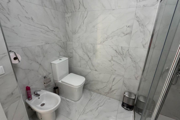 Resale - Apartment  - Torrevieja - Curva del Palangre