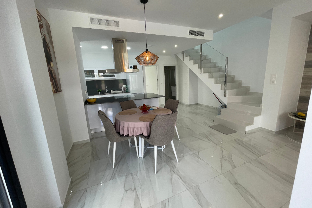 Herverkoop - Vrijstaande Villa - Benijofar - Benijofar - Village