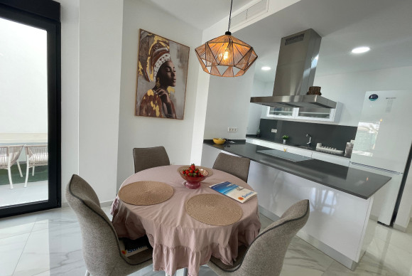 Herverkoop - Vrijstaande Villa - Benijofar - Benijofar - Village