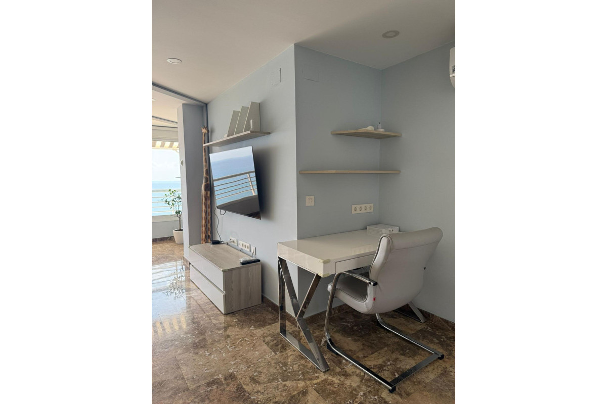 Lange Termijn Verhuur - Appartement  - San Juan de Alicante - Avda costablanca