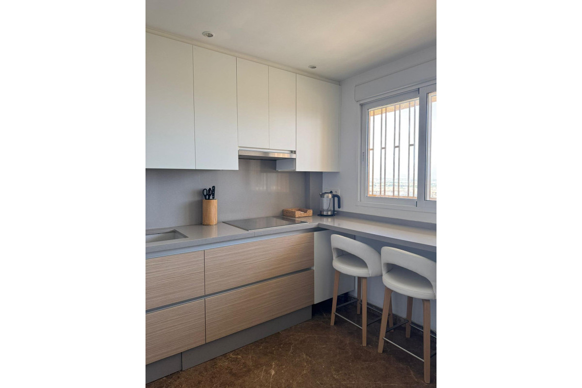 Lange Termijn Verhuur - Appartement  - San Juan de Alicante - Avda costablanca