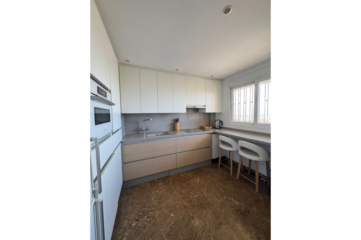 Lange Termijn Verhuur - Appartement  - San Juan de Alicante - Avda costablanca