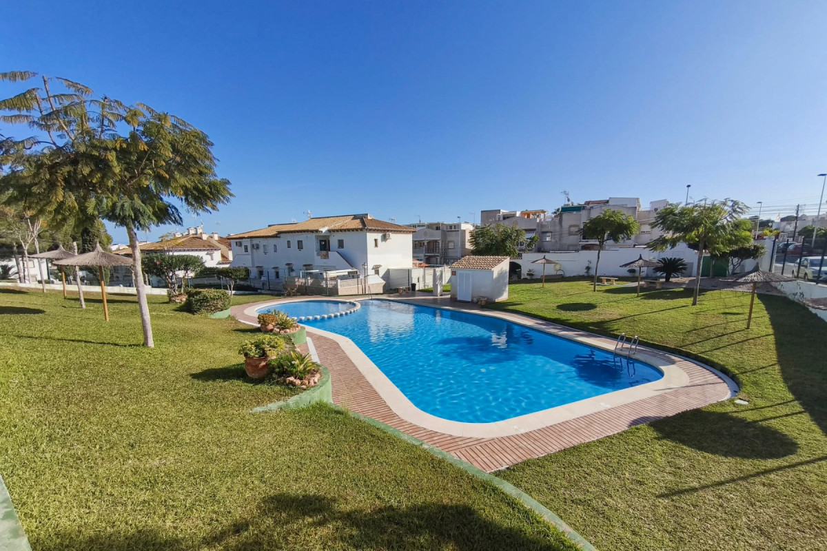 Resale - Bungalow - Torrevieja - Lago jardin