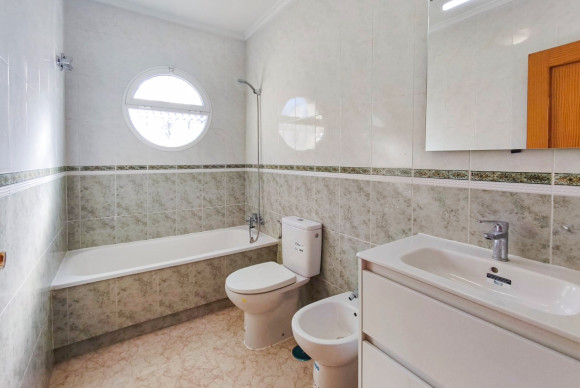 Resale - Bungalow - Orihuela Costa - Los Altos