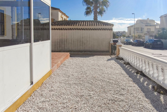 Resale - Bungalow - Orihuela Costa - Los Altos