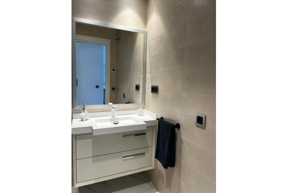 Resale - Apartment  - Benidorm - Playa de Poniente