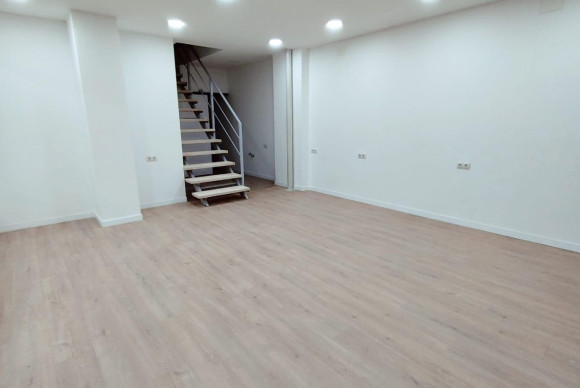 Lange Termijn Verhuur - Winkel Ruimte - Alicante - La Florida