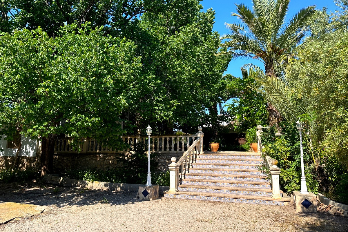 Resale - Country House - Novelda