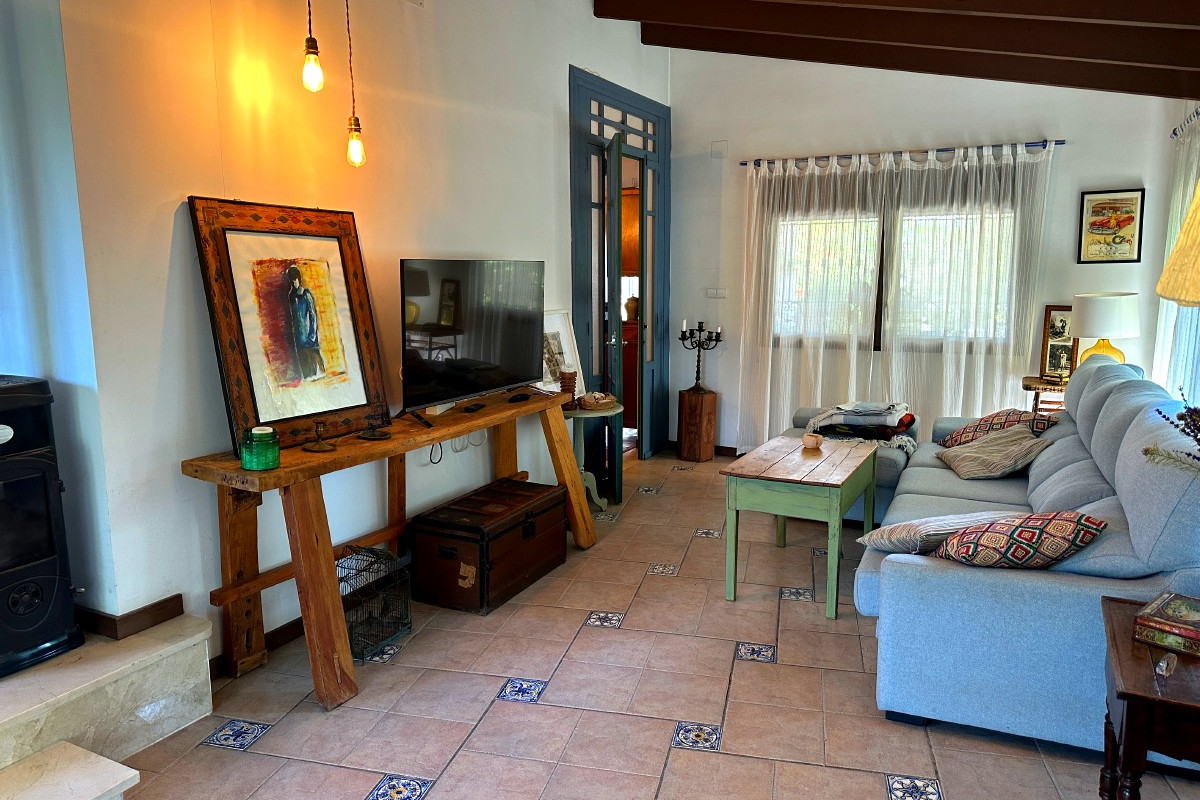 Resale - Country House - Novelda