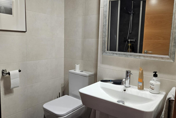 Herverkoop - Appartement  - Alicante - Pau V