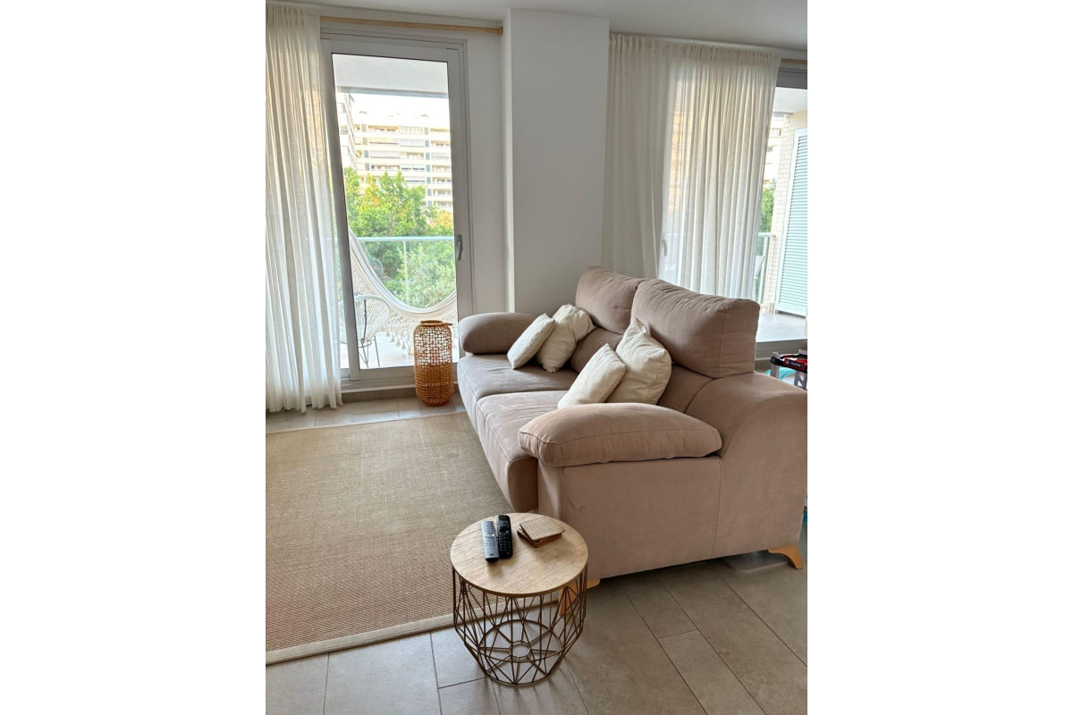 Herverkoop - Appartement  - Alicante - Pau V