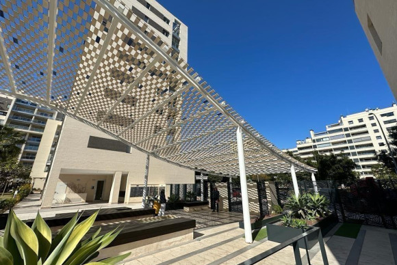 Herverkoop - Appartement  - Alicante - Pau V