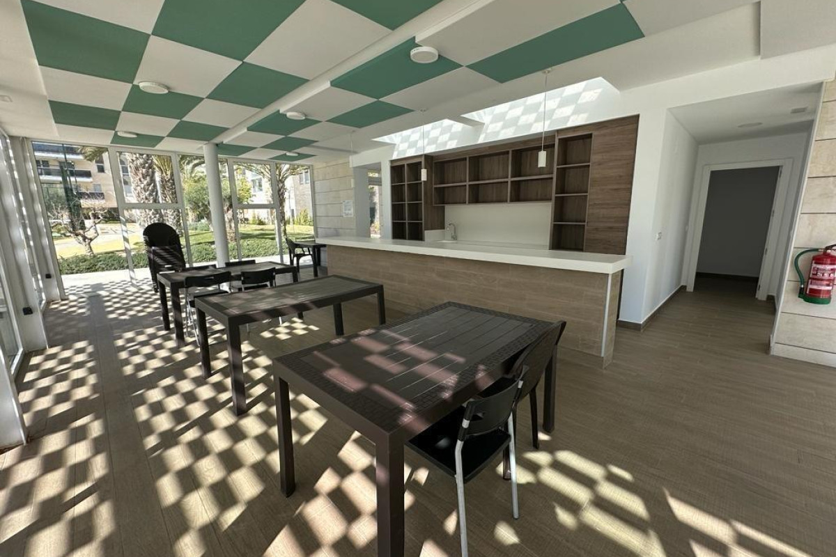 Herverkoop - Appartement  - Alicante - Pau V