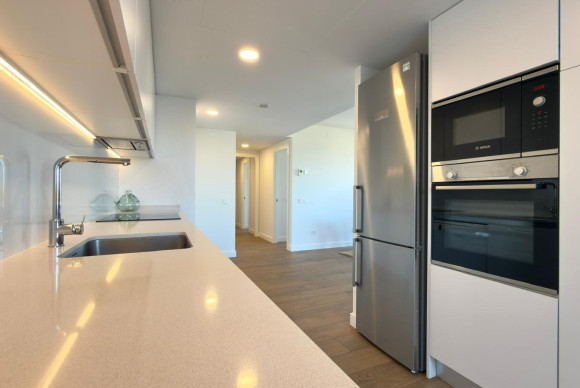 Herverkoop - Appartement  - Alicante - Pau V