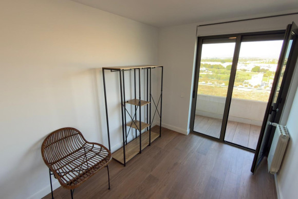Herverkoop - Appartement  - Alicante - Pau V
