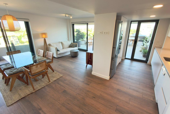 Herverkoop - Appartement  - Alicante - Pau V