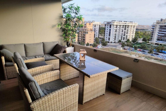 Herverkoop - Appartement  - Alicante - Pau V