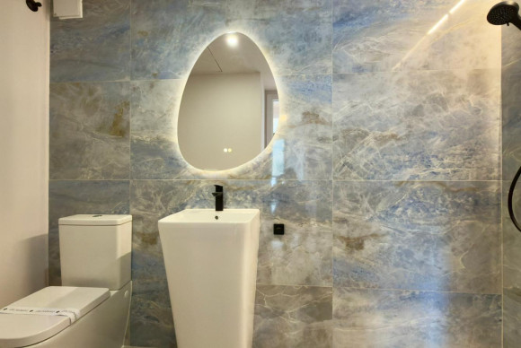 Herverkoop - Appartement  - Alicante - Mercado