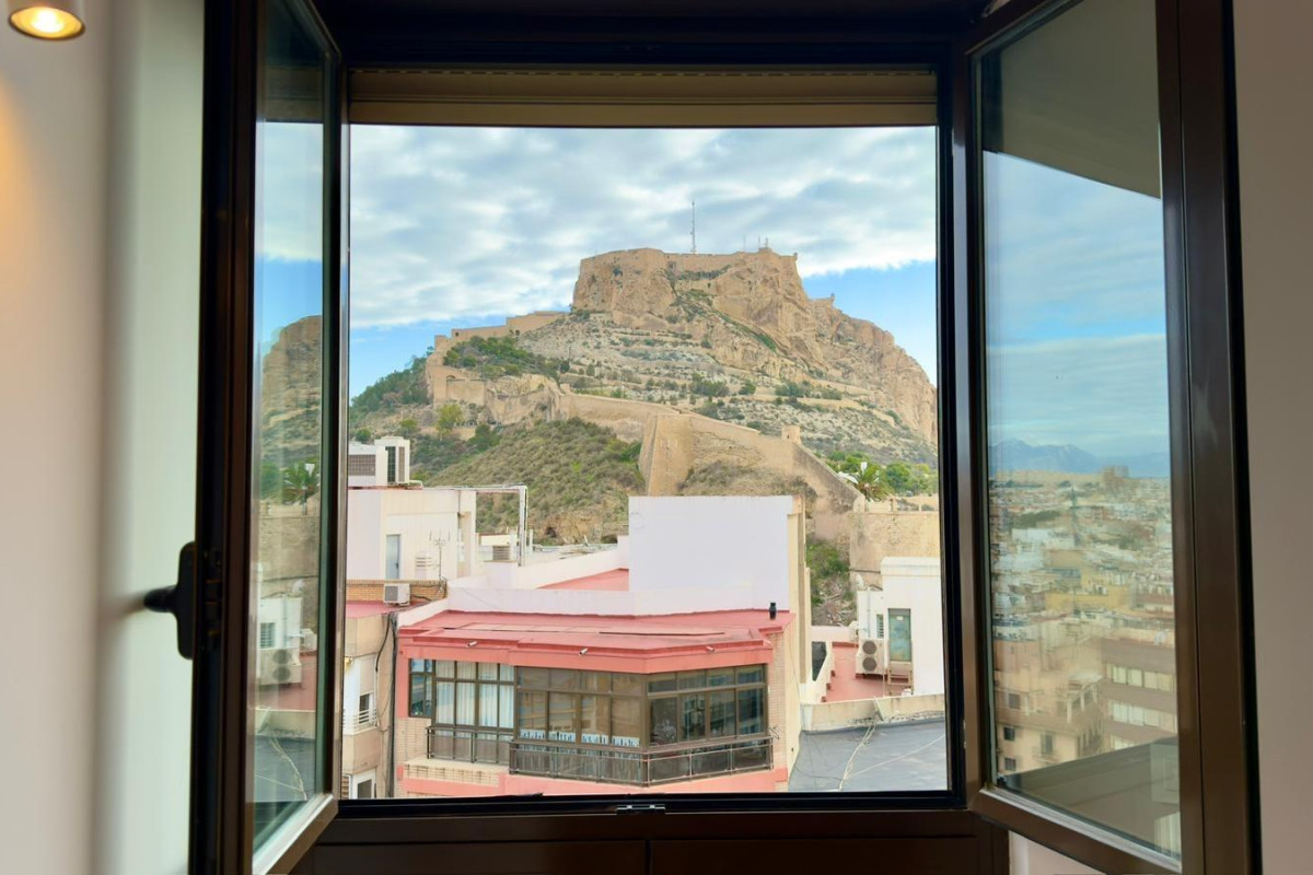 Herverkoop - Appartement  - Alicante - Mercado