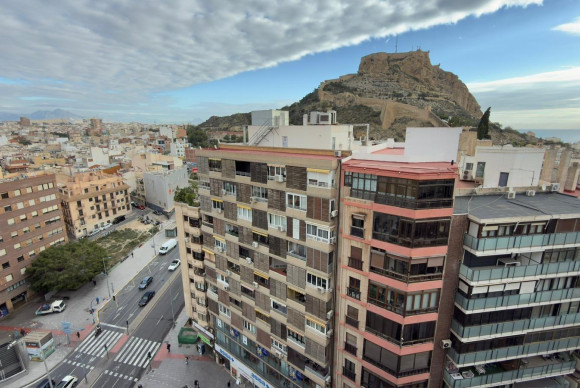 Herverkoop - Appartement  - Alicante - Mercado