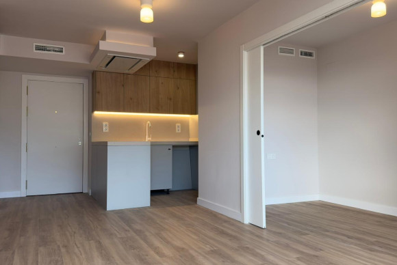 Herverkoop - Appartement  - Alicante - Mercado