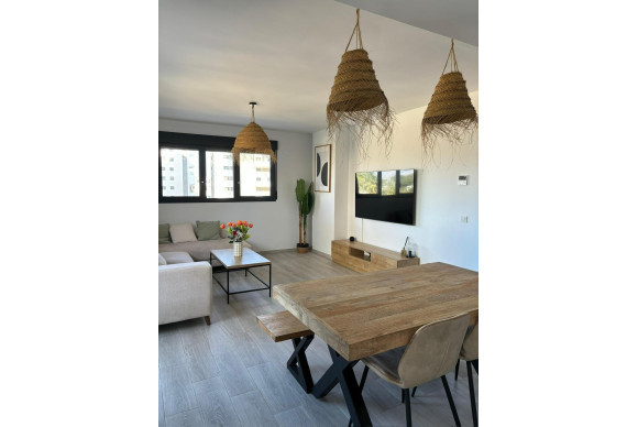 Herverkoop - Appartement  - Alicante - Alicante Golf