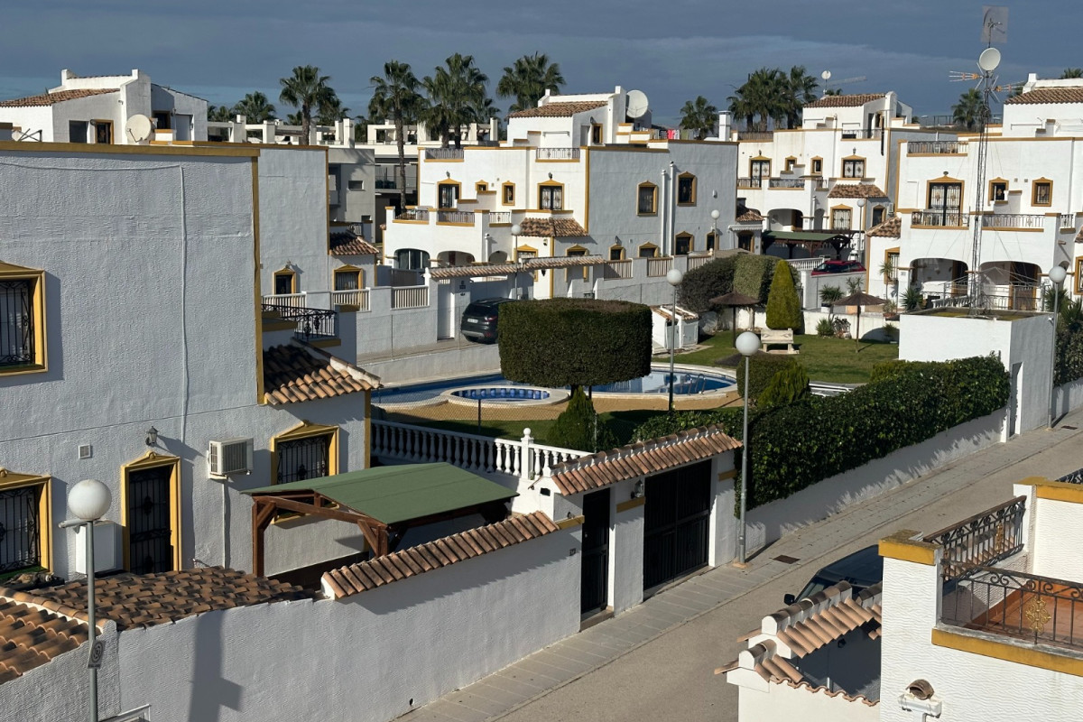 Herverkoop - Woning - Orihuela Costa - Entre Naranjos Vistabella