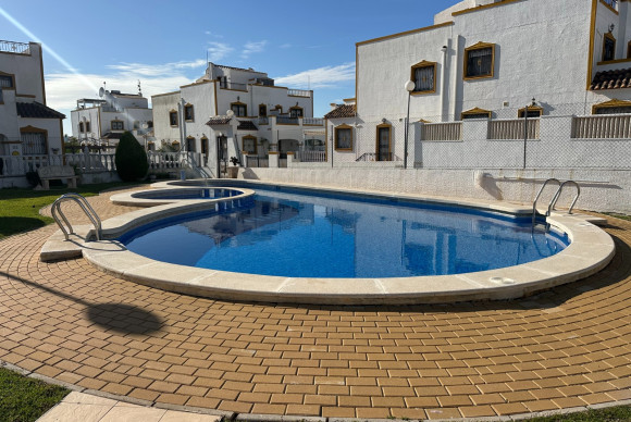 Herverkoop - Woning - Orihuela Costa - Entre Naranjos Vistabella