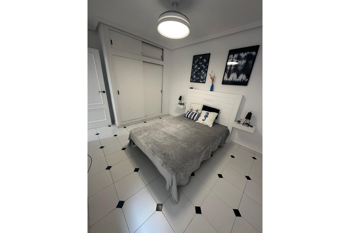 Herverkoop - Appartement  - Torrevieja - Centro