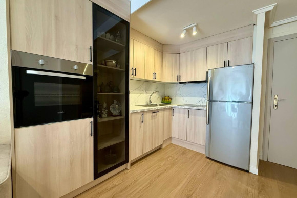 Herverkoop - Appartement  - Torrevieja - Playa del Cura