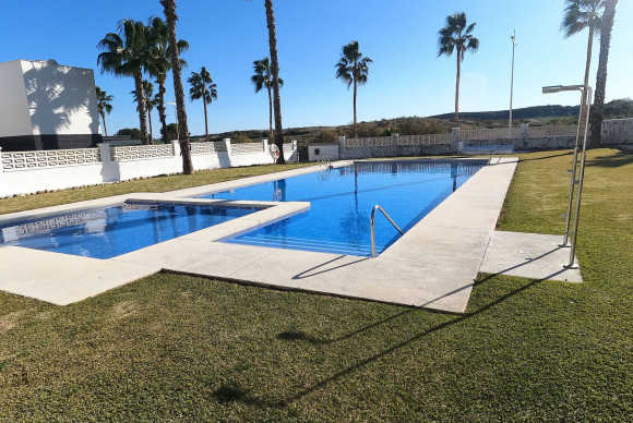 Herverkoop - Vrijstaande Villa - Algorfa - La Finca Golf Resort