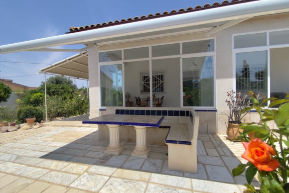 Herverkoop - Landelijke woning - ALBATERA